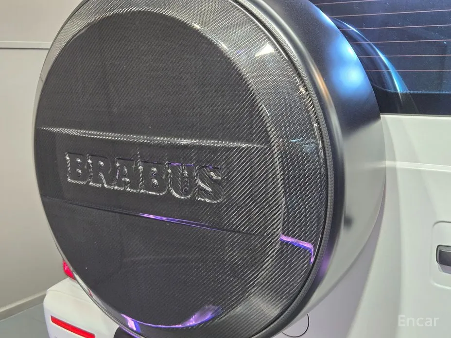 Фото 18 - Mercedes-Benz G-Class