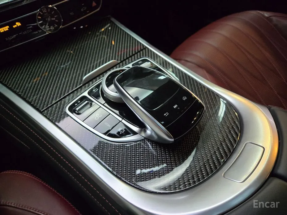 Фото 9 - Mercedes-Benz G-Class