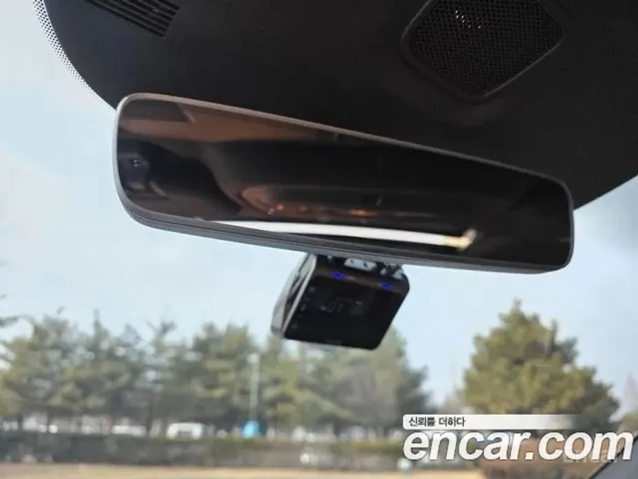 Фото 11 - Lincoln Aviator