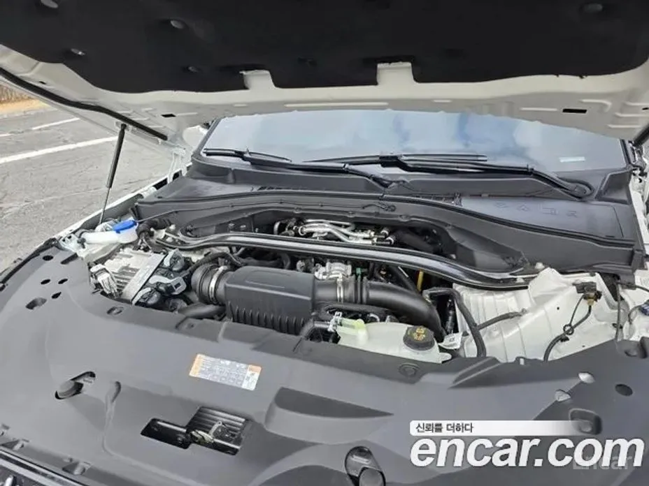 Фото 20 - Lincoln Aviator