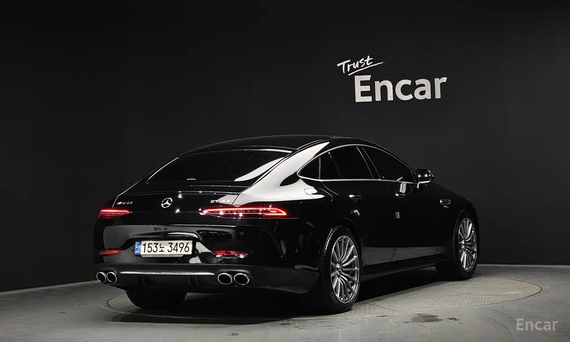 Фото 2 - Mercedes-Benz AMG GT