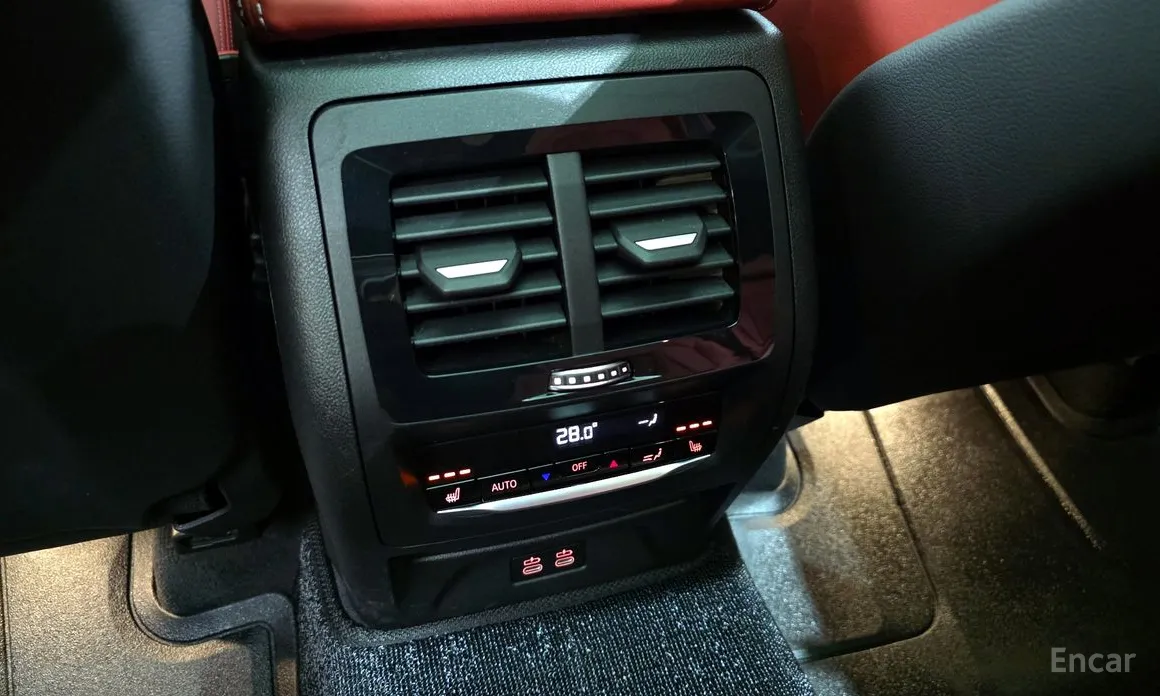 Фото 18 - BMW X3 M