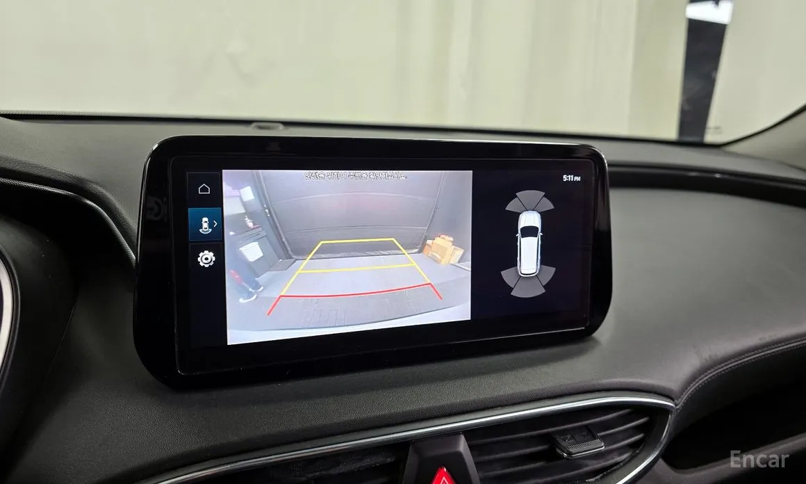 Photo 11 - Hyundai Santa Fe