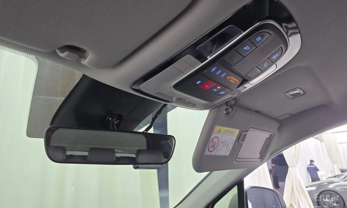 Photo 15 - Hyundai Santa Fe