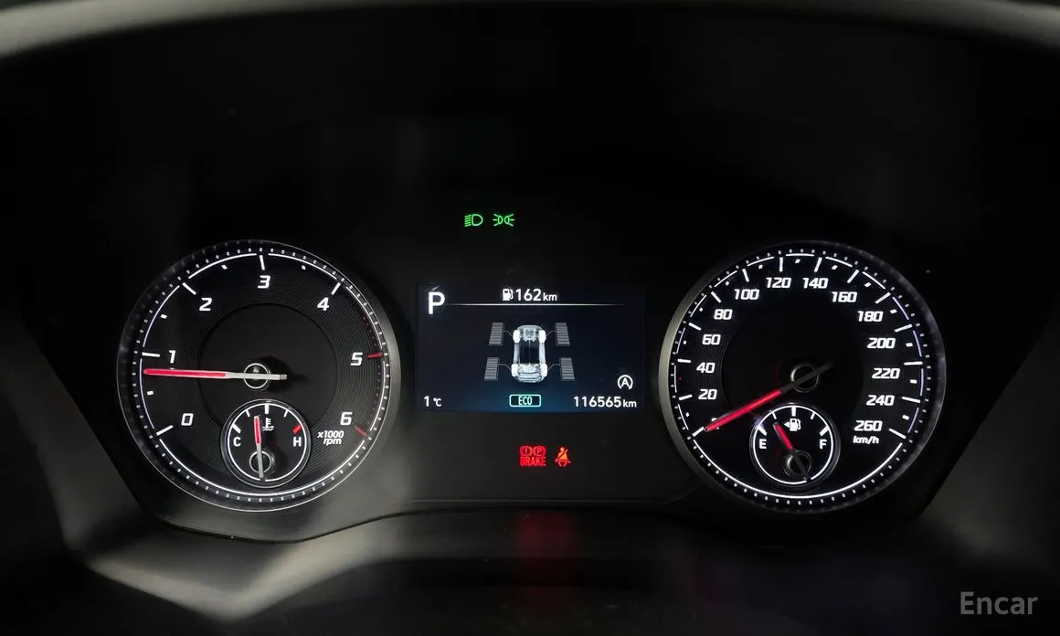 Photo 8 - Hyundai Santa Fe