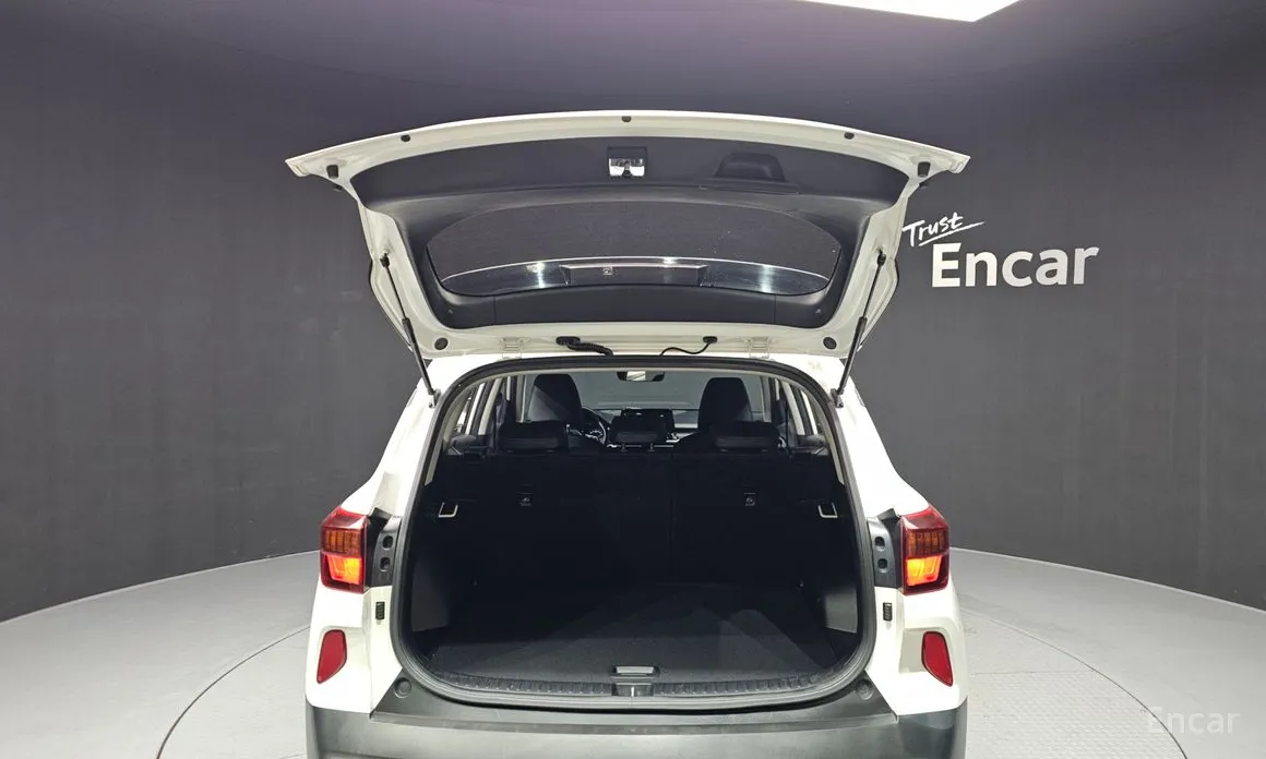 Фото 20 - Kia Seltos