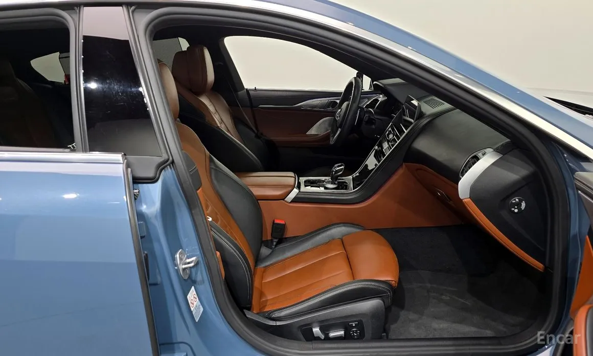 Фото 11 - BMW 8 Series