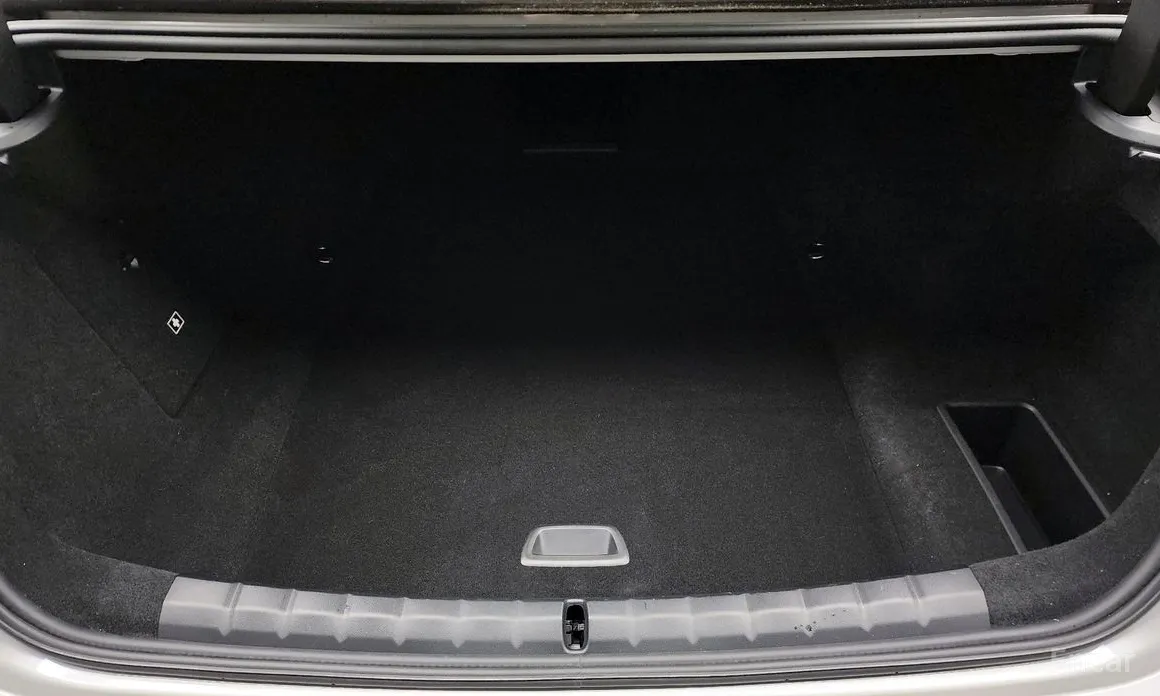 Фото 20 - BMW i7