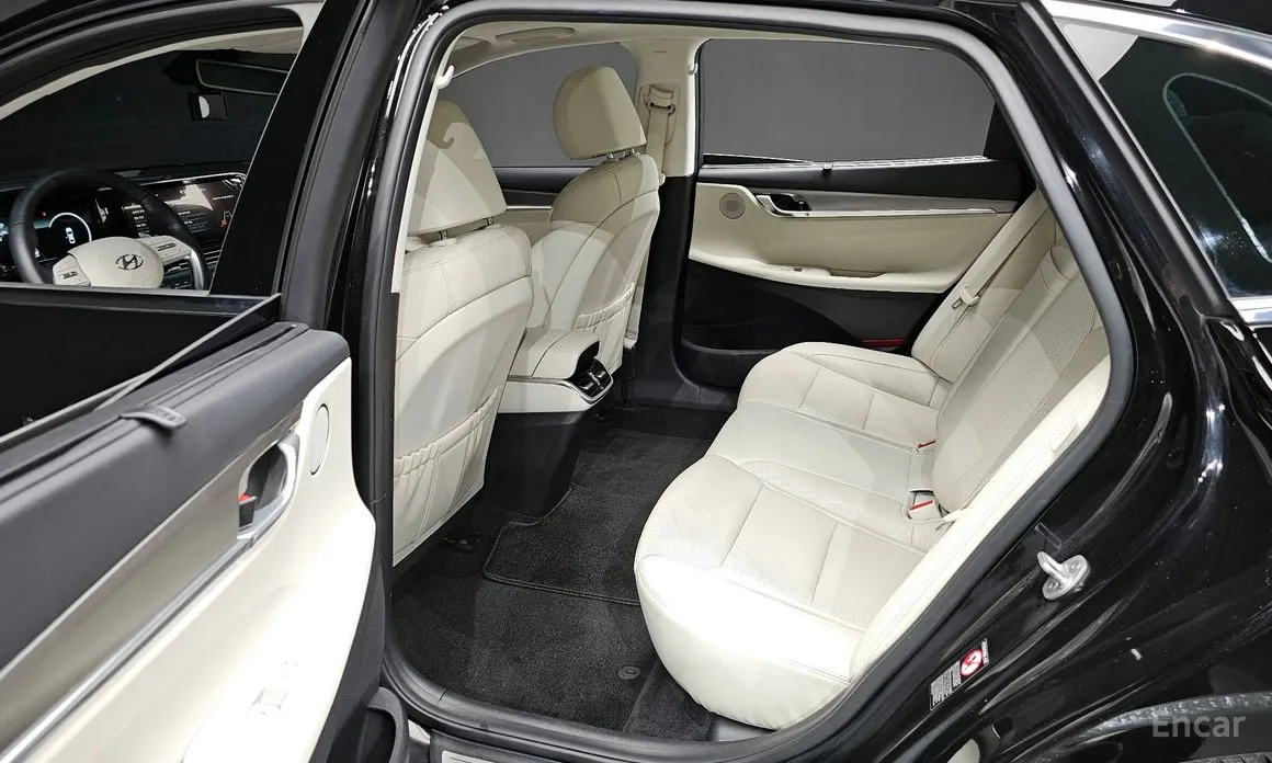 Фото 11 - Hyundai Grandeur