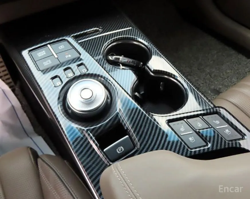 Фото 18 - Kia K8