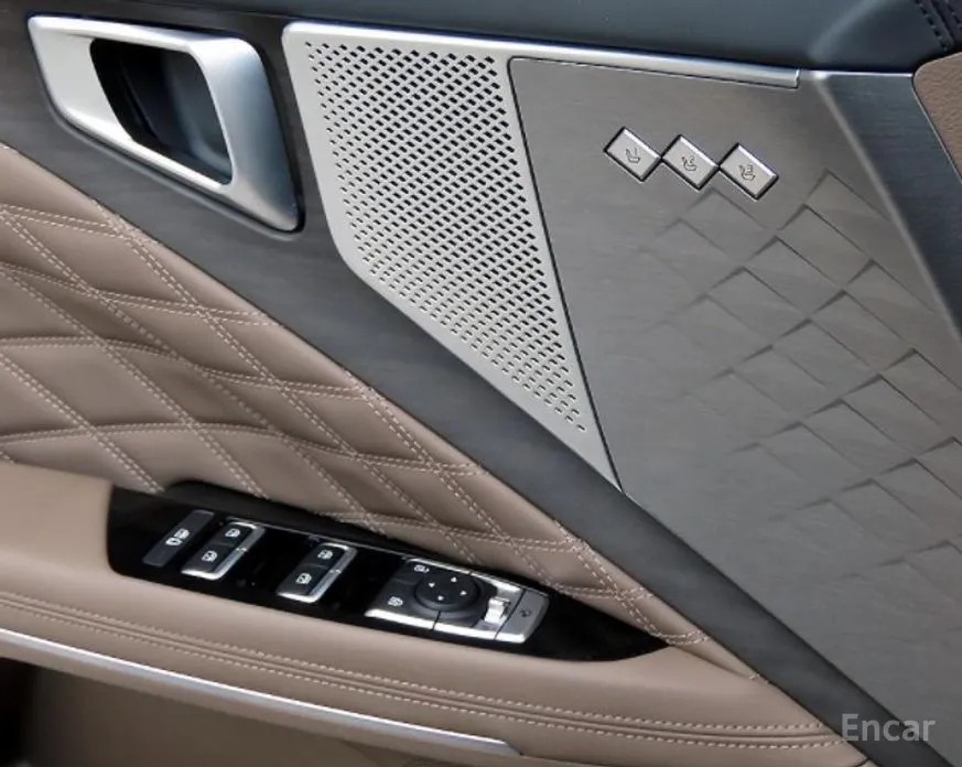 Фото 19 - Kia K8