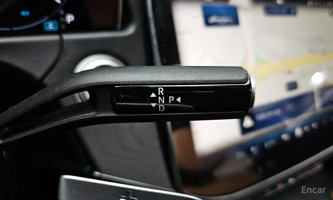 Фото 9 - Mercedes-Benz E-Class