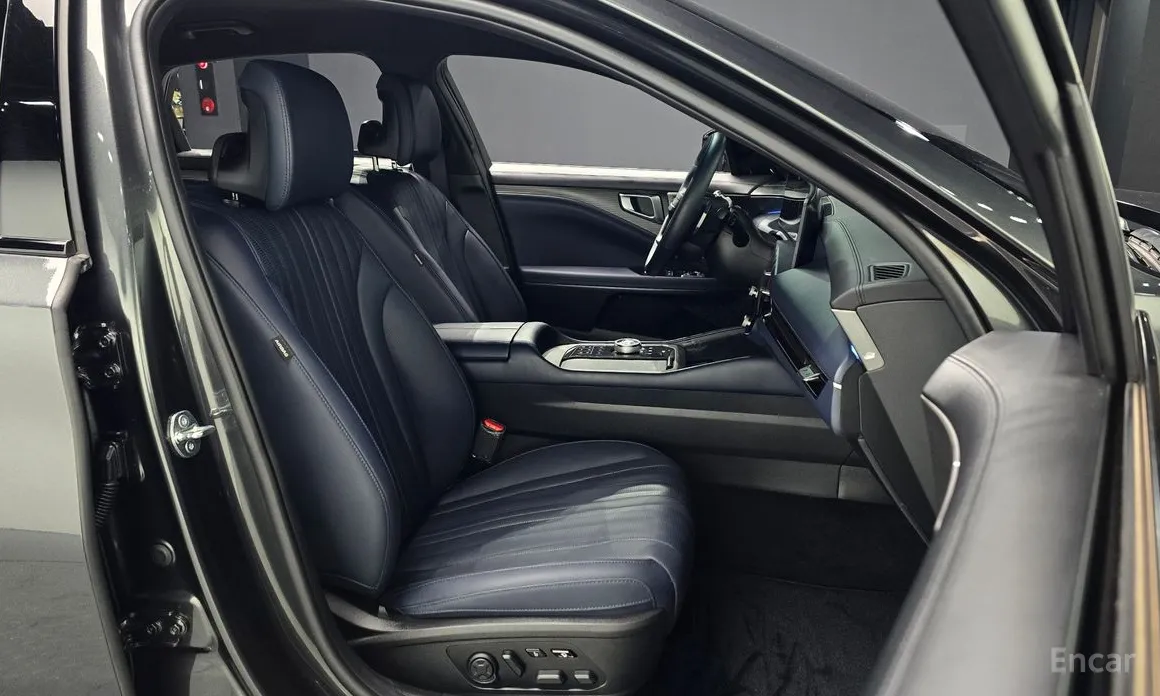 Фото 10 - Kia K8