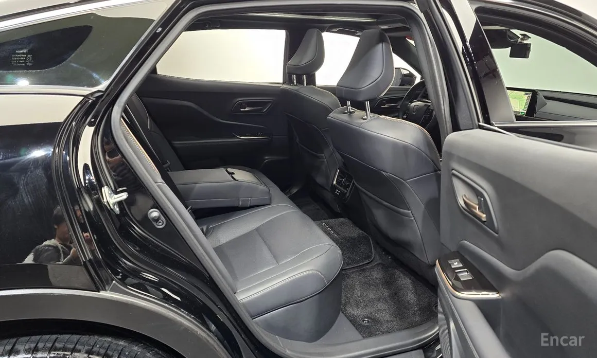 Фото 12 - Toyota Crown