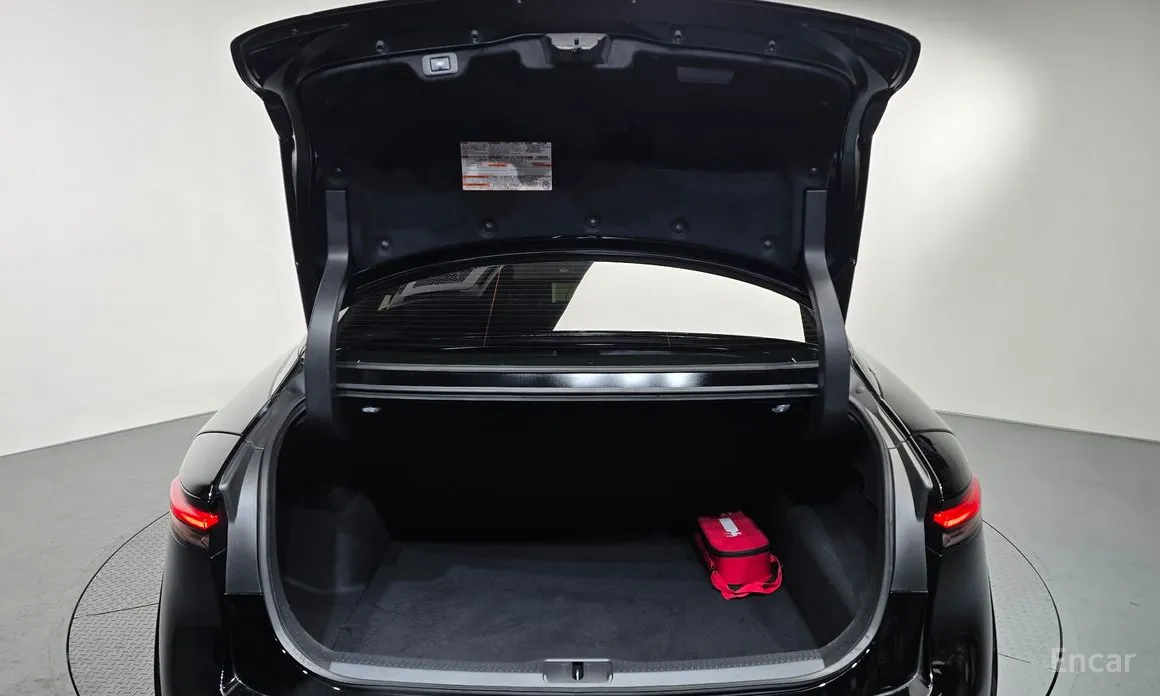 Фото 20 - Toyota Crown