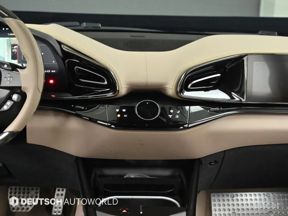 Фото 14 - Ferrari Purosangue