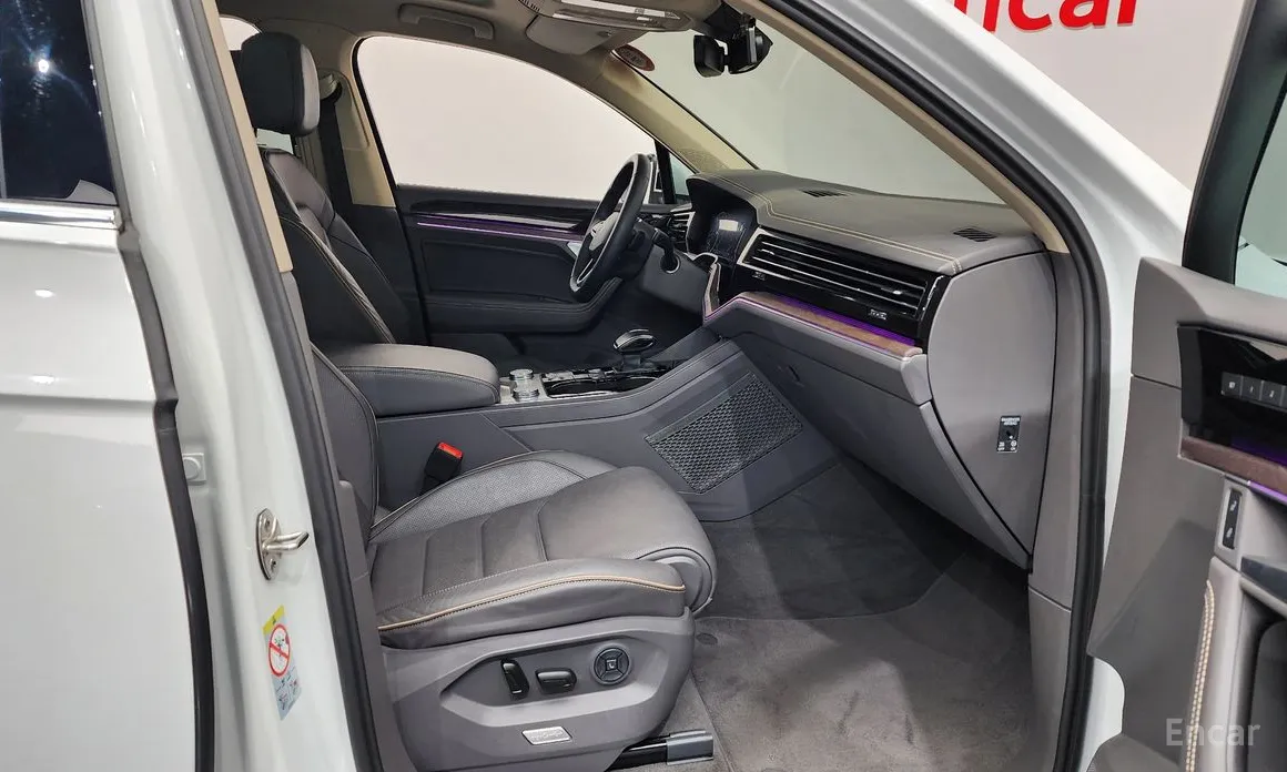 Фото 11 - Volkswagen Touareg