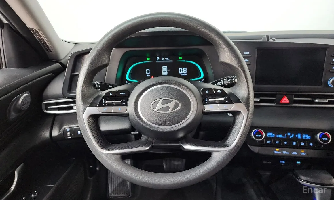 Фото 13 - Hyundai Avante