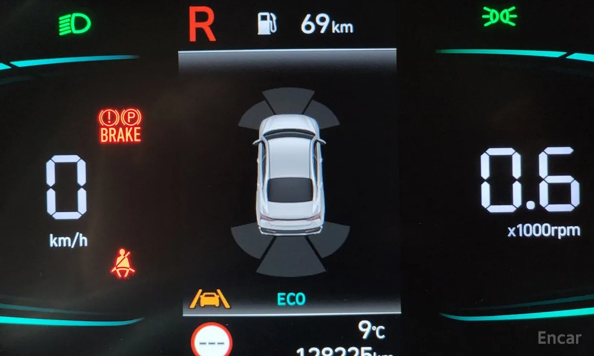 Фото 18 - Hyundai Avante