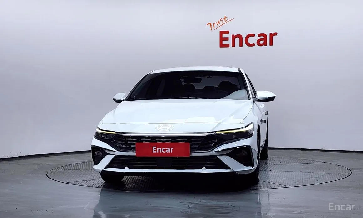 Фото 3 - Hyundai Avante