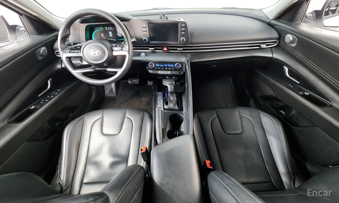 Фото 7 - Hyundai Avante