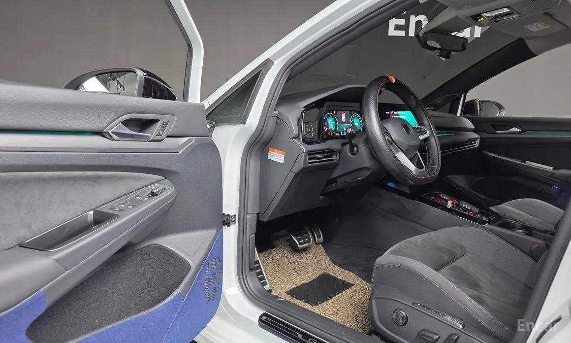 Фото 15 - Volkswagen Golf