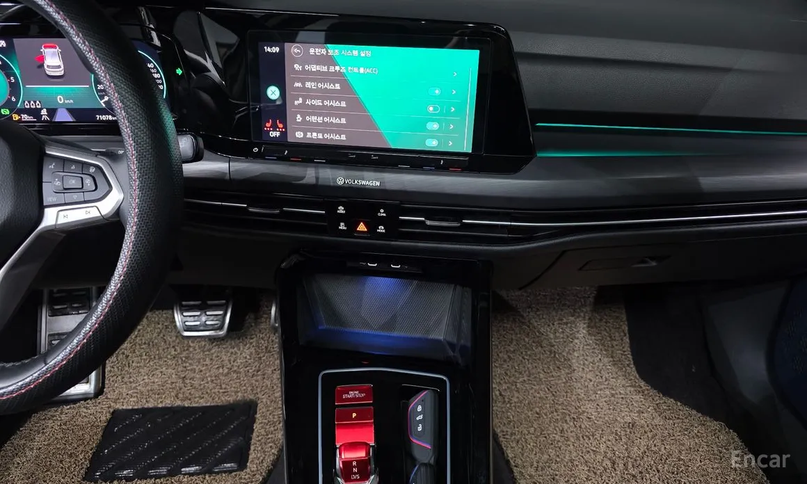 Фото 16 - Volkswagen Golf