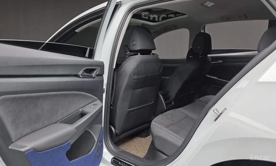 Фото 18 - Volkswagen Golf