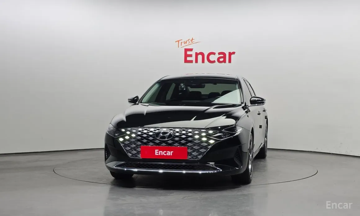 Фото 3 - Hyundai Grandeur