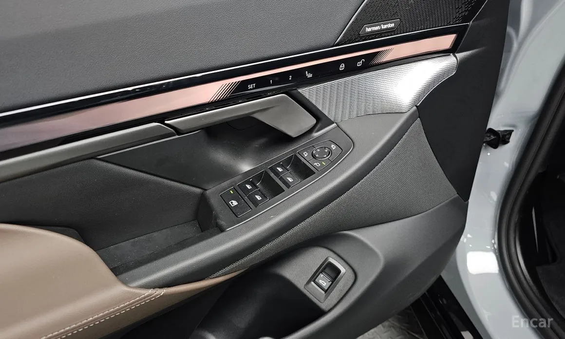 Фото 17 - BMW 5 Series