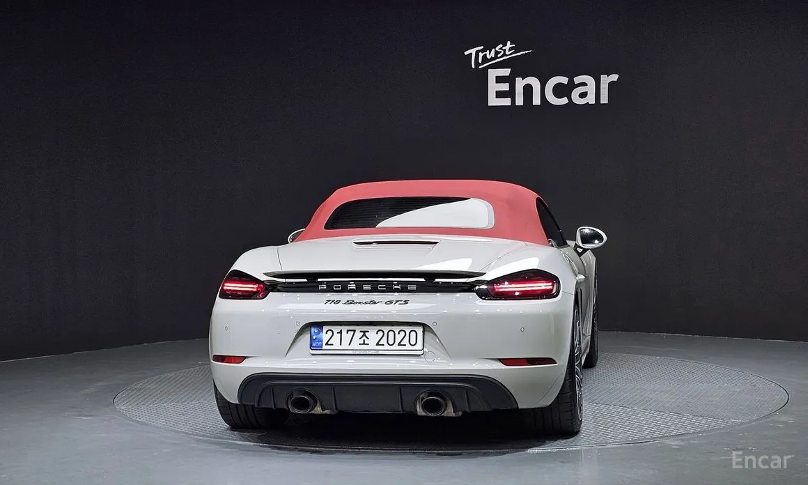 Фото 4 - Porsche 718