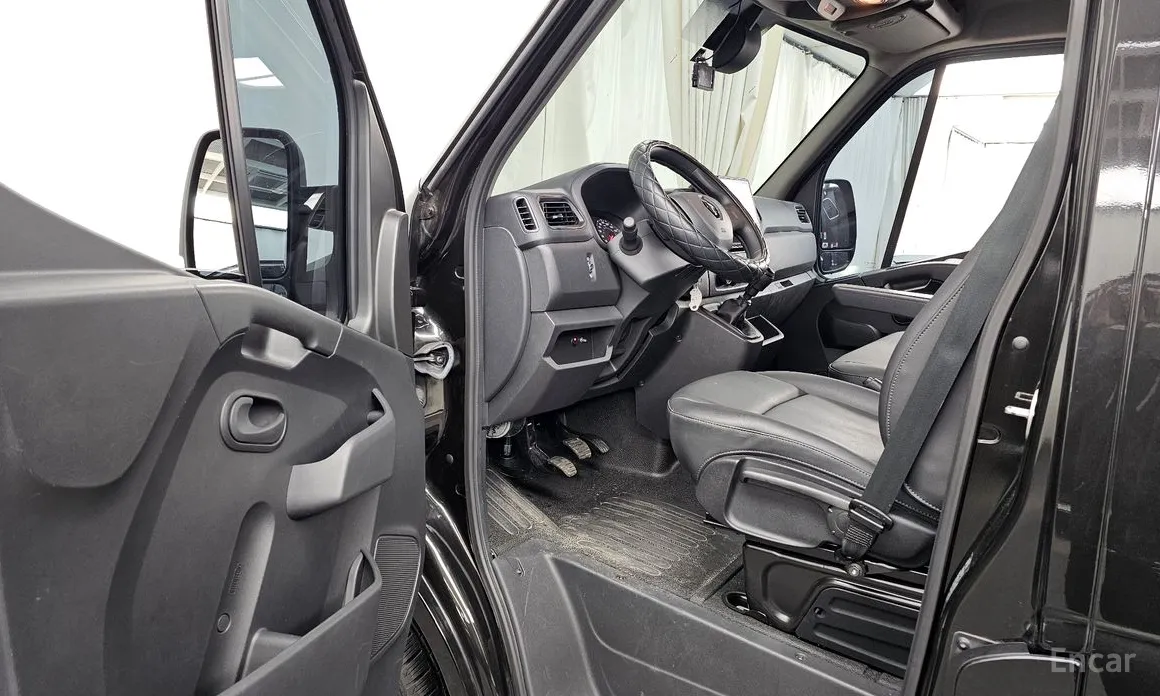 Фото 10 - Renault Master