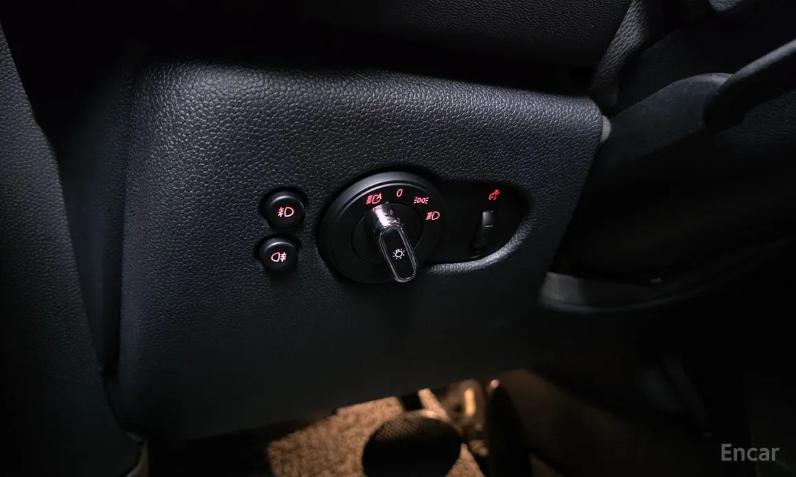 Photo 18 - Mini Cooper