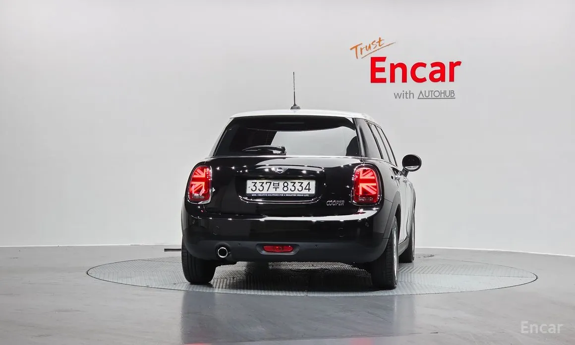 Photo 4 - Mini Cooper