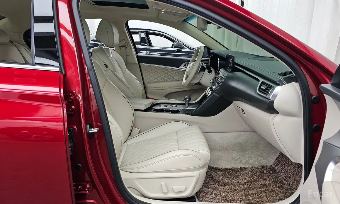 صورة 11 - Genesis G70