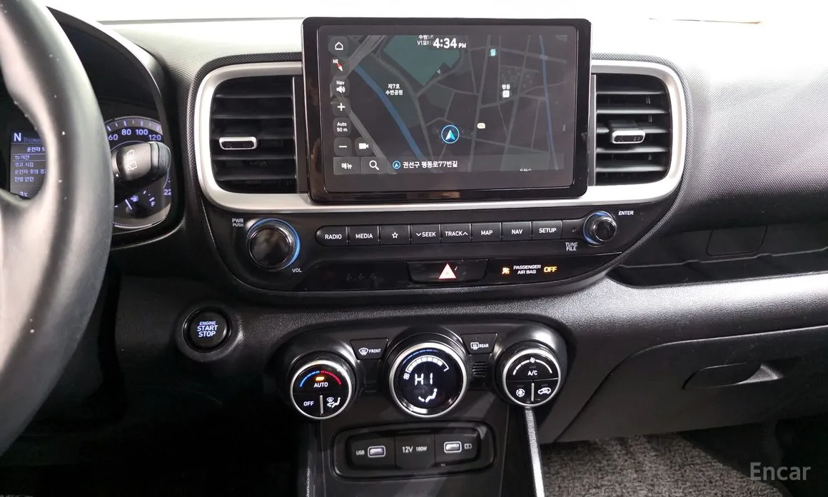 Фото 15 - Hyundai Venue