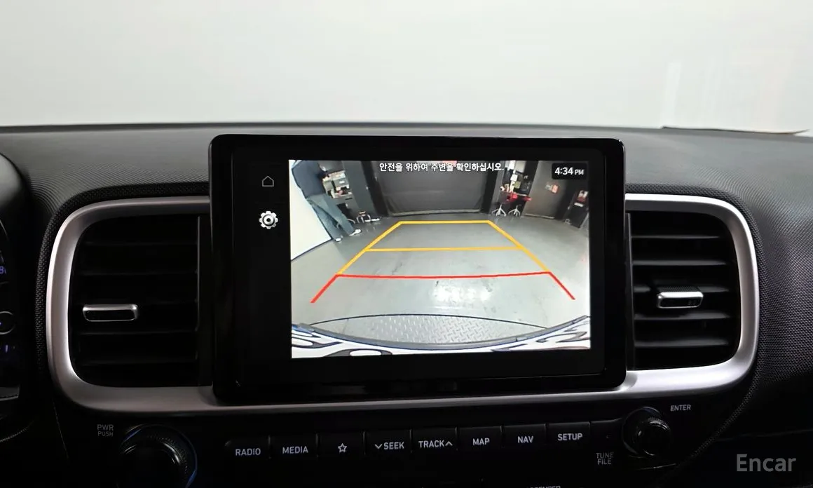 Фото 16 - Hyundai Venue