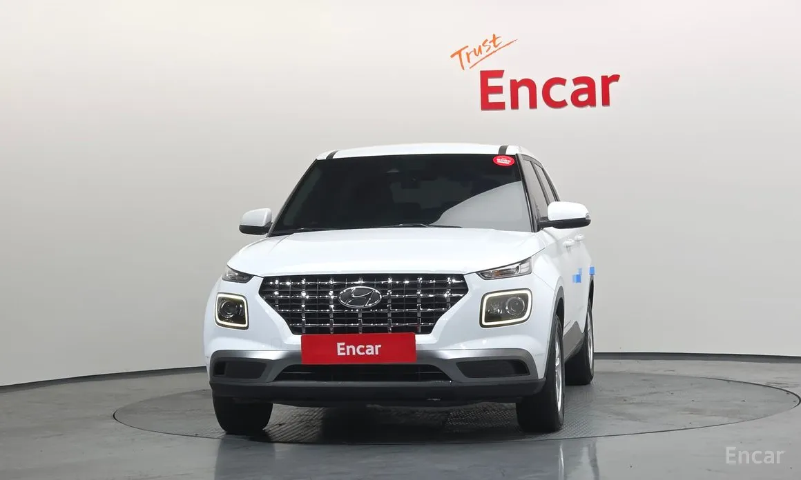 Фото 3 - Hyundai Venue