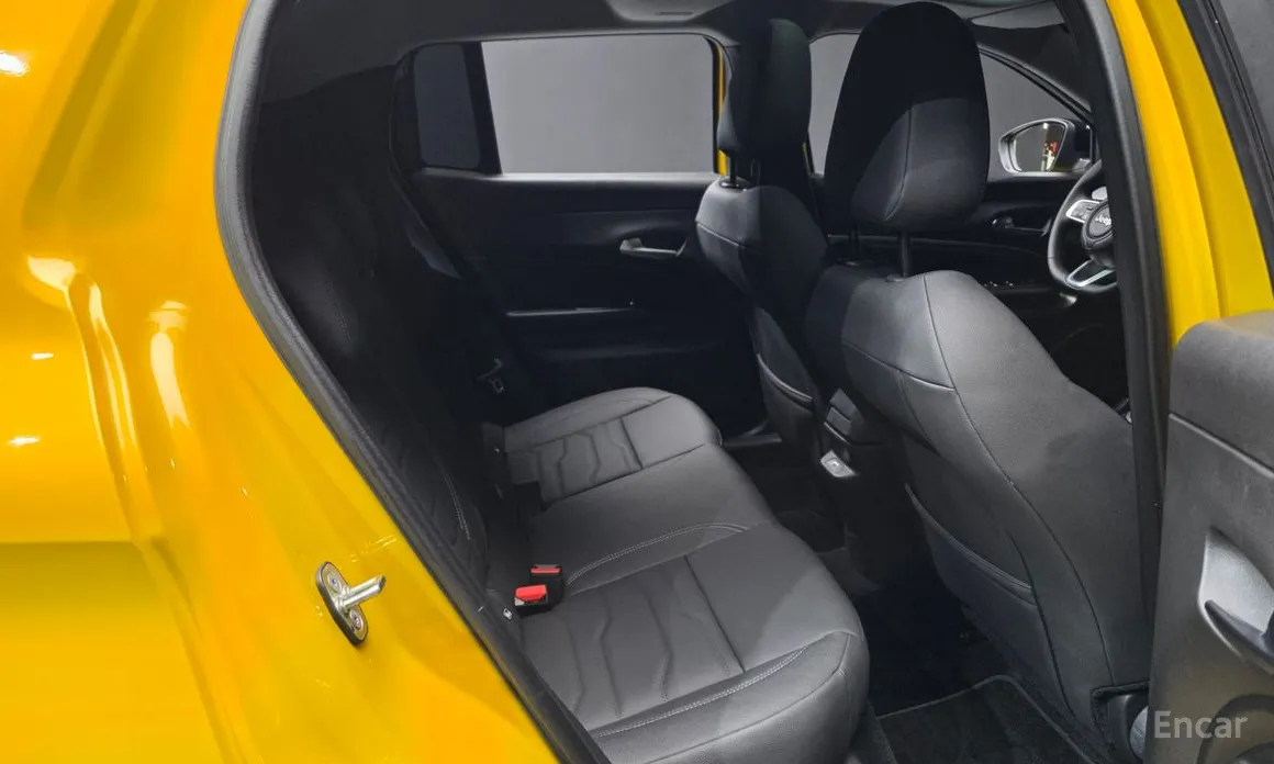 Фото 12 - Jeep Avenger