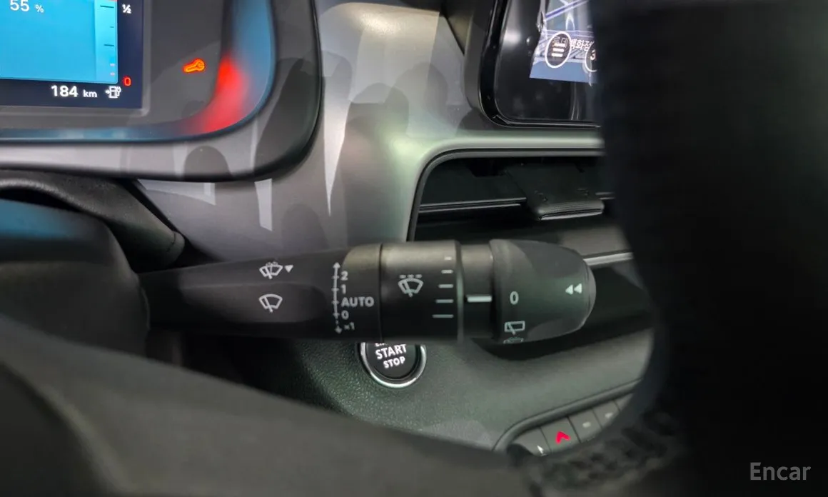 Фото 19 - Jeep Avenger