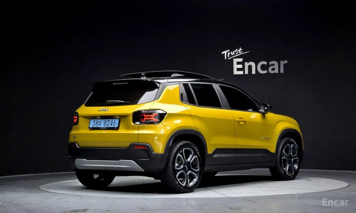 Фото 2 - Jeep Avenger