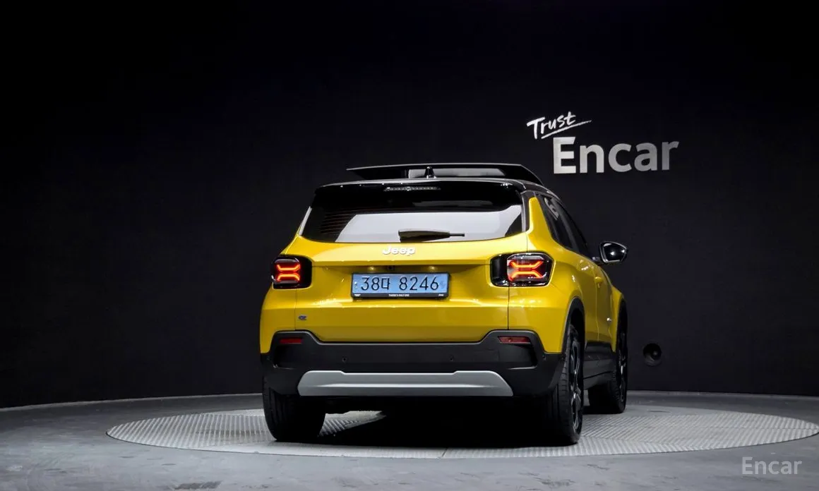 Фото 4 - Jeep Avenger