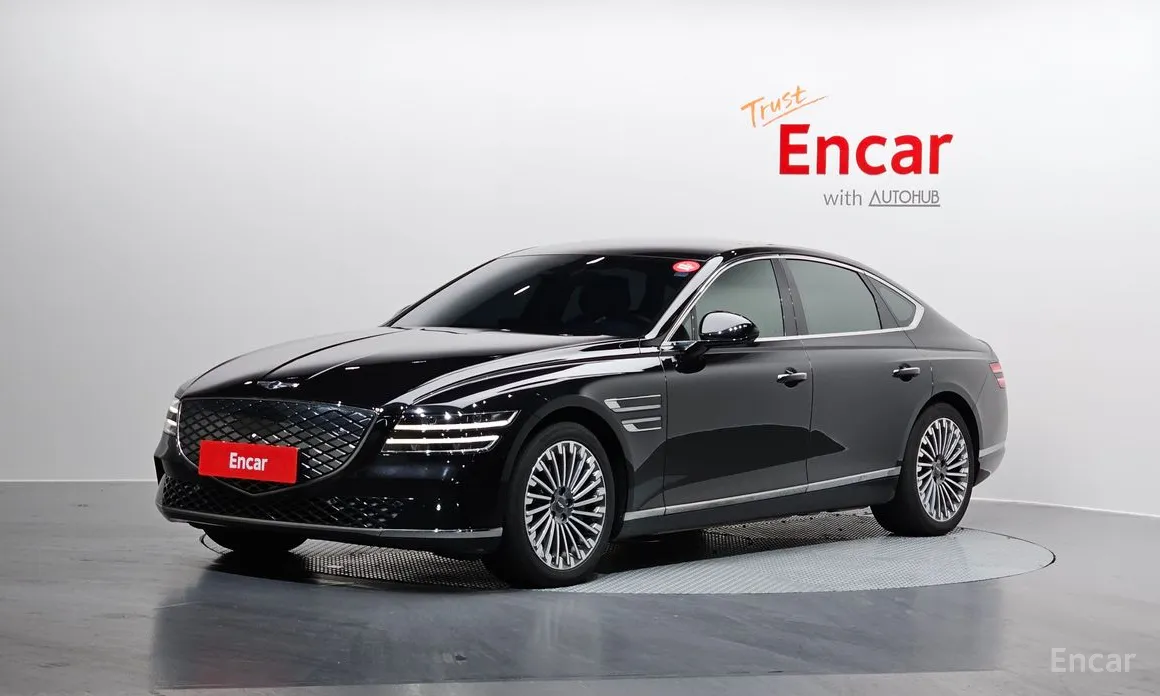 Фото 1 - Genesis G80