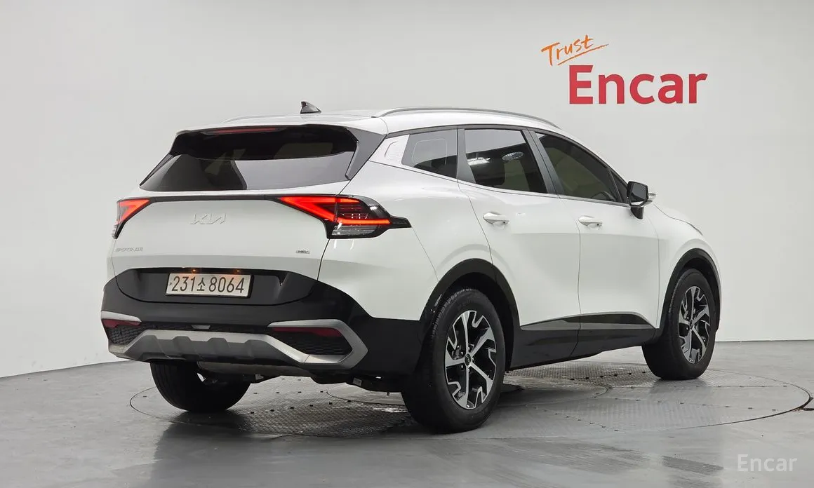 Фото 2 - Kia Sportage