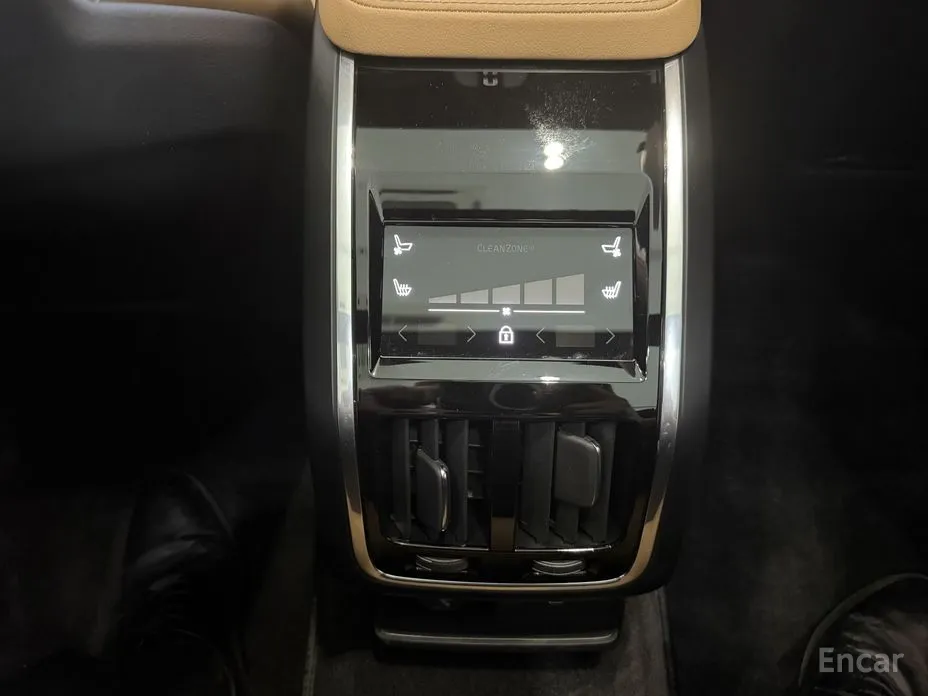 Фото 19 - Volvo S90