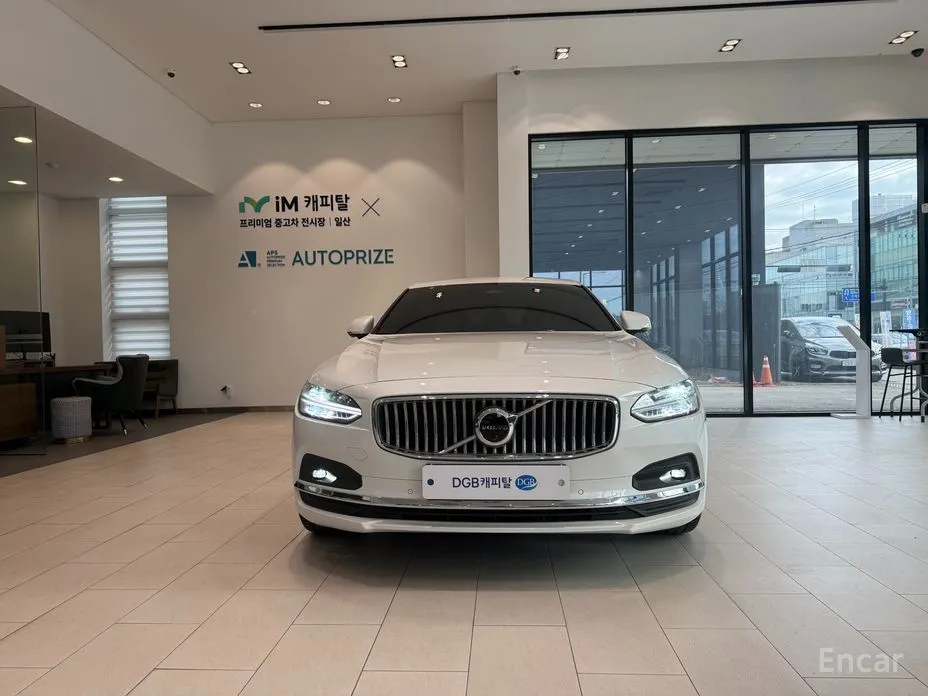 Фото 3 - Volvo S90