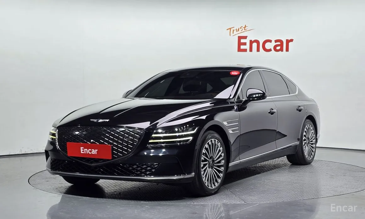 Фото 1 - Genesis G80