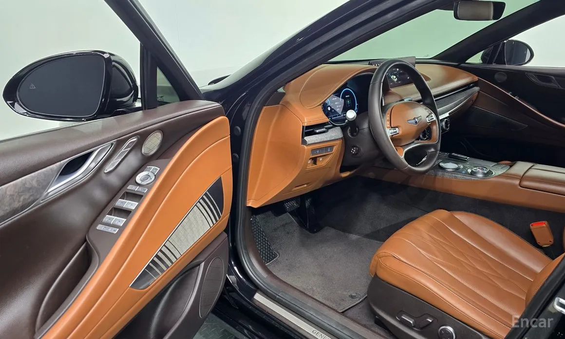 Фото 11 - Genesis G80