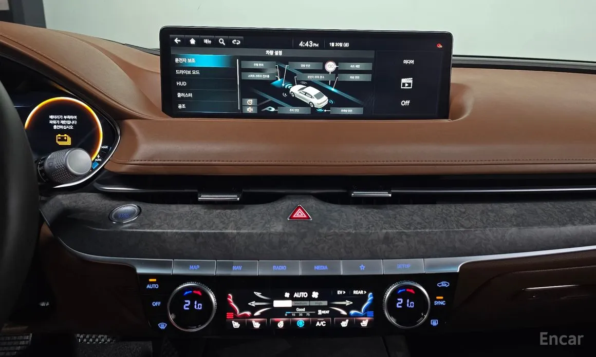 Фото 15 - Genesis G80