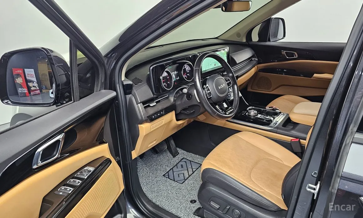 Фото 10 - Kia Carnival